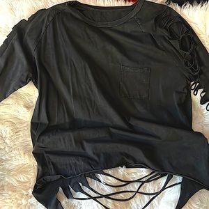 Sexy tee shirt top with slits on the arms and slits on the bottom cool T-shirt